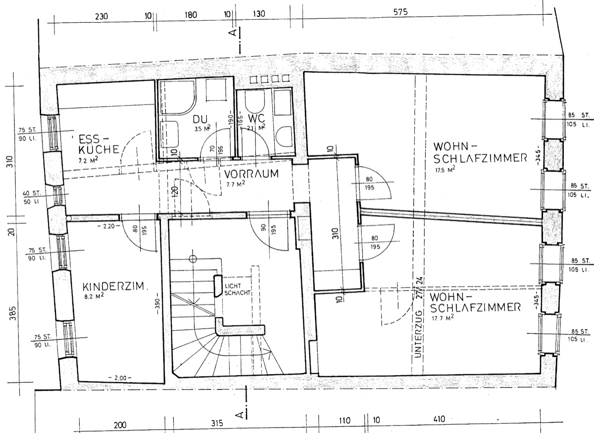 Grundriss der Wohnung: Essküche 7,2 m², Dusche 3,5 m², WC 2,1 m², Vorraum 7,7 m², Kinderzimmer 8,2 m² und zwei Wohnschlafzimmer mit 17,5 und 17,7 m²